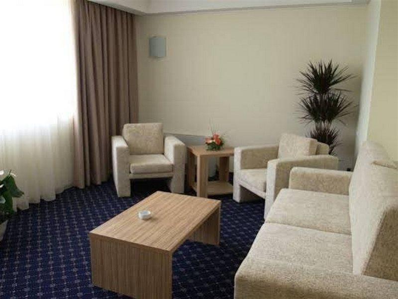 Marshal Hotel Bukarest Eksteriør billede