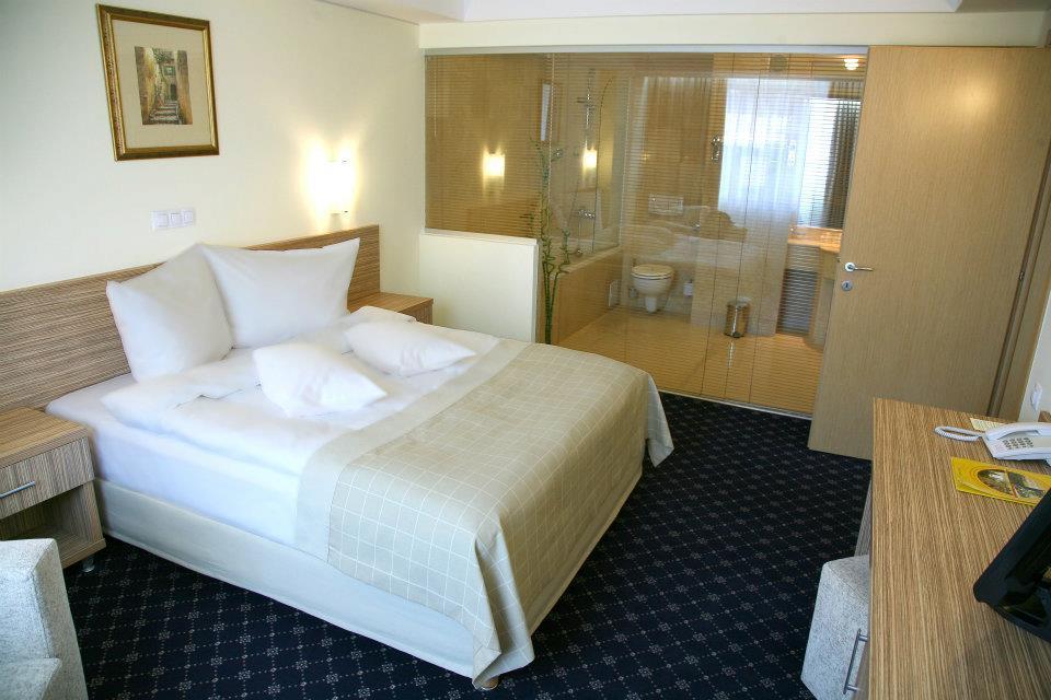 Marshal Hotel Bukarest Eksteriør billede
